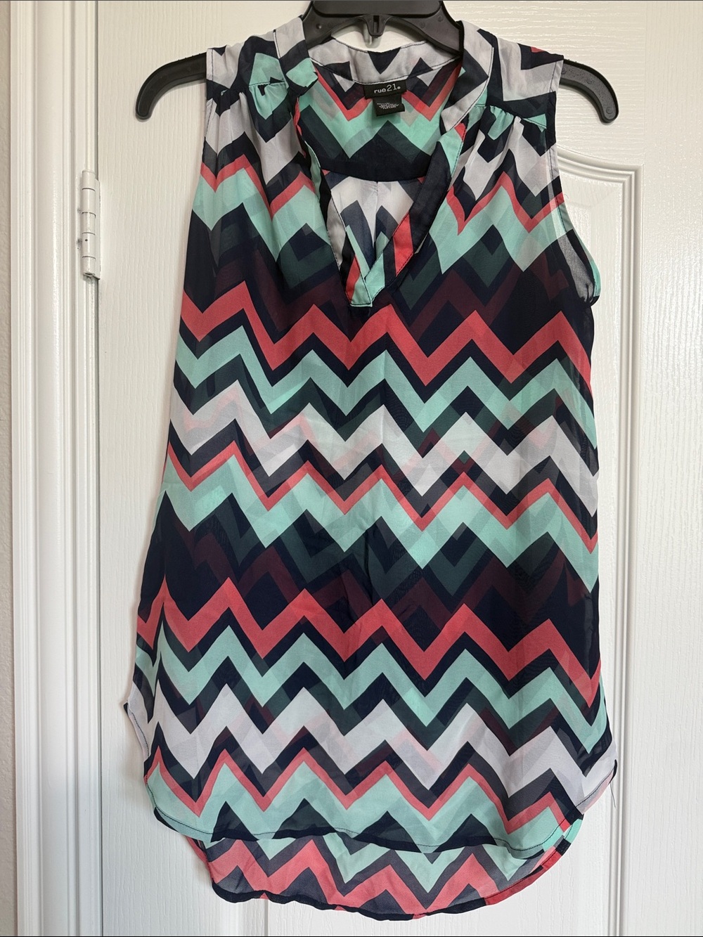 rue21 Chevron Stripe Tank in Navy, Coral & Mint